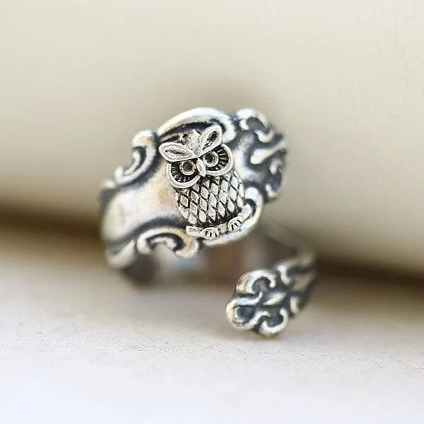 Anillo de cuchara de búho ajustable
