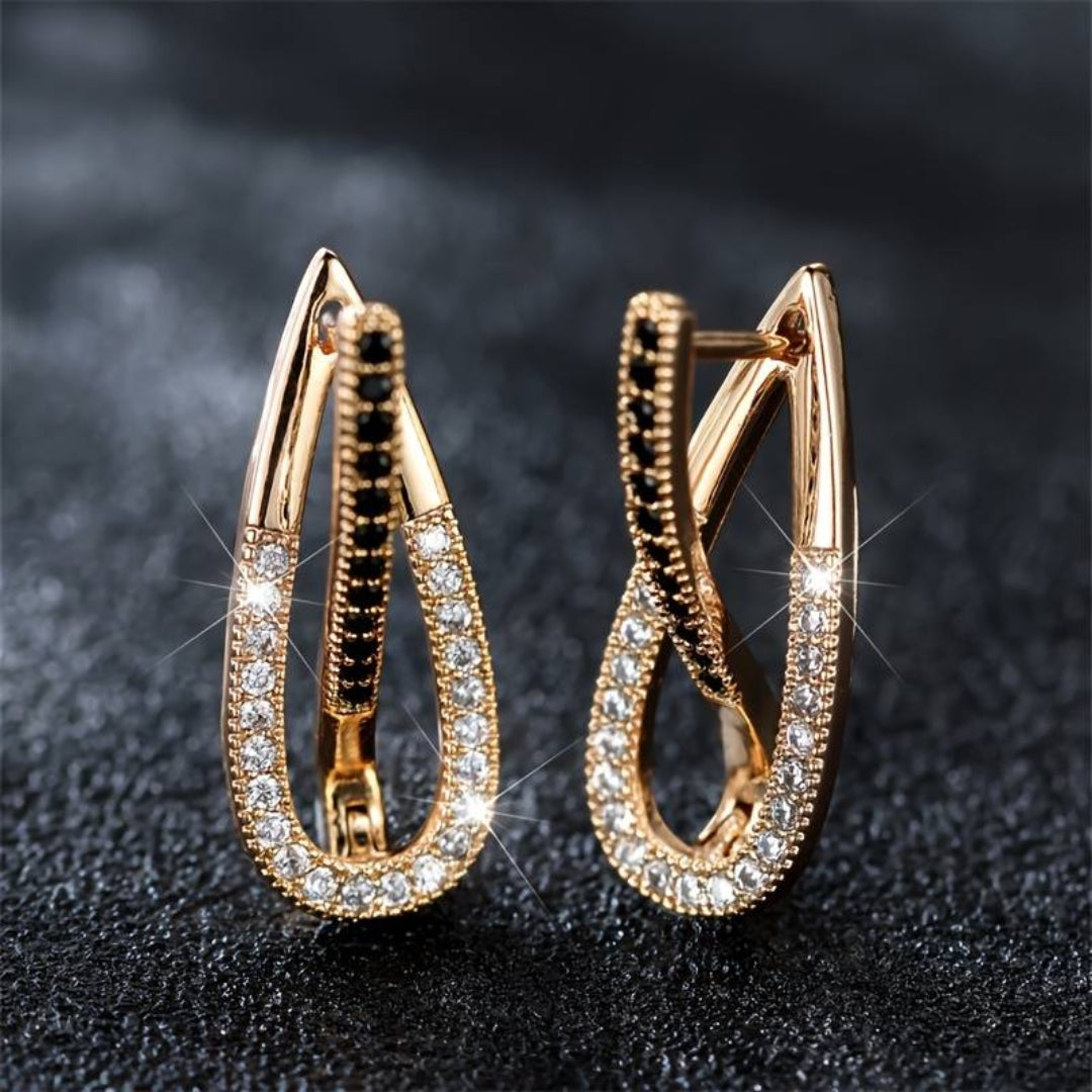 Pendientes elegantes negros brillantes
