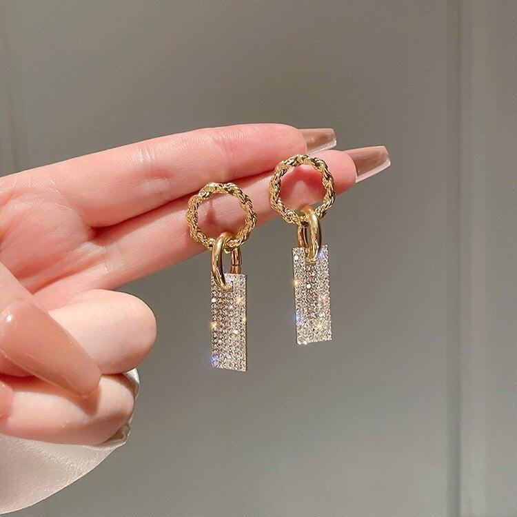 Pendientes de lujo de plata de primera ley con circonitas y baños de strass