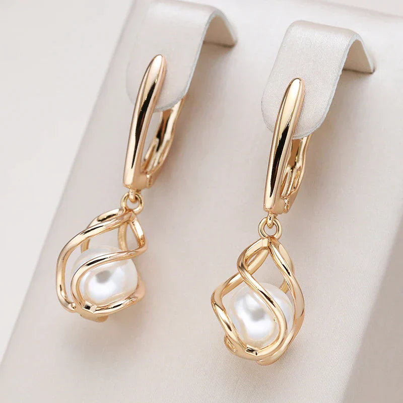Pendientes de perlas elegantes en oro