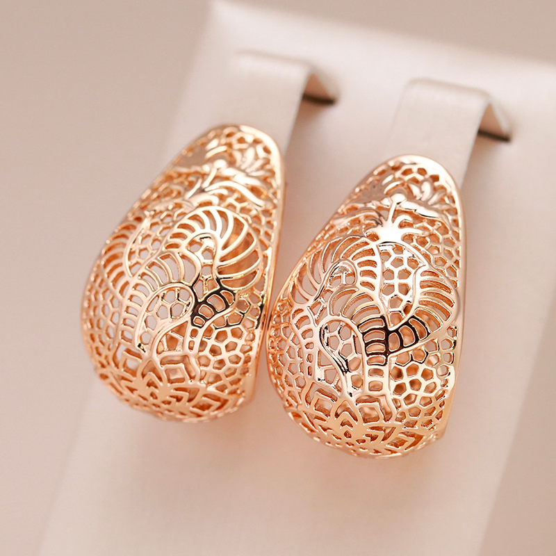 Pendientes de oro huecos de lujo
