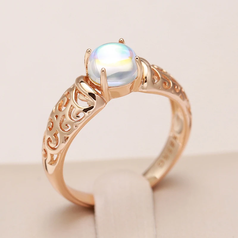 Anillo de perlas elegante