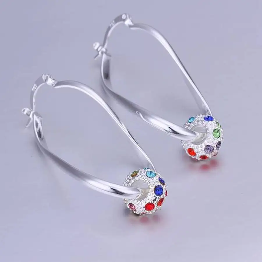 Pendientes multicolores con bolas en plata brillante