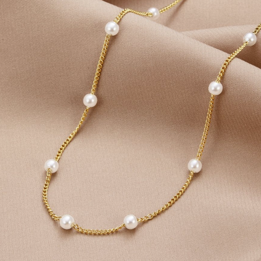 Collar de Perlas de Agua Dulce en Oro