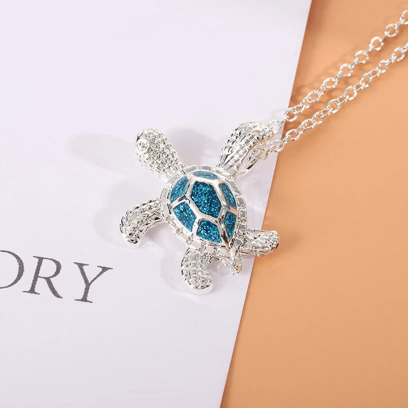 Collar de tortuga marina de ópalo azul