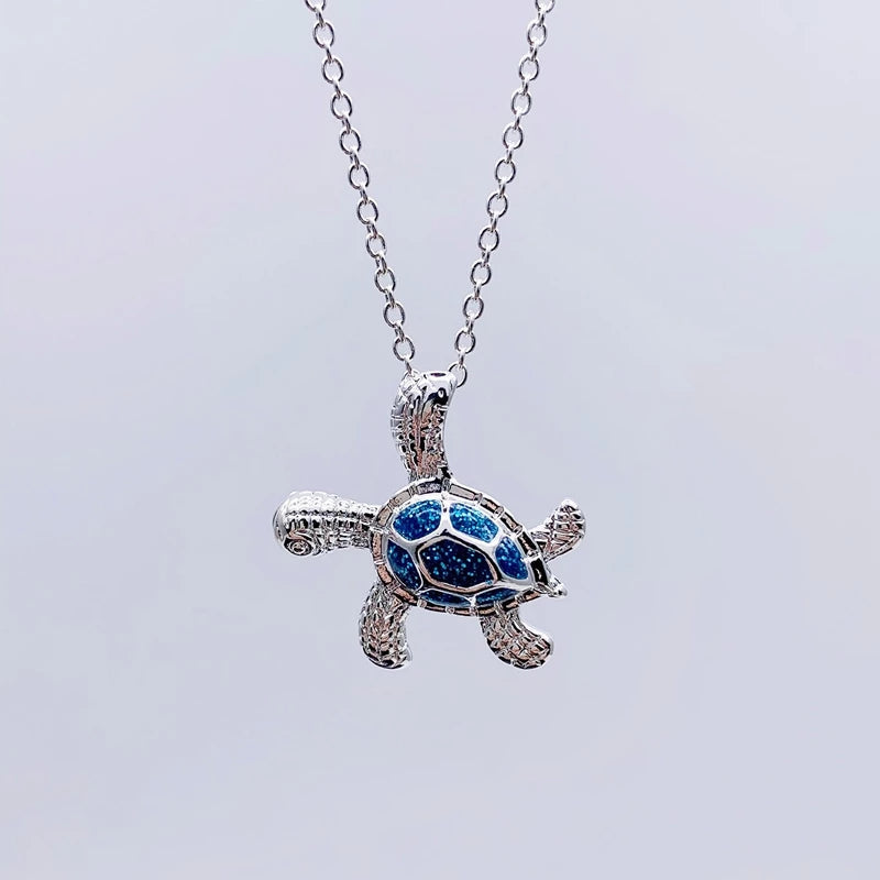 Collar de tortuga marina de ópalo azul
