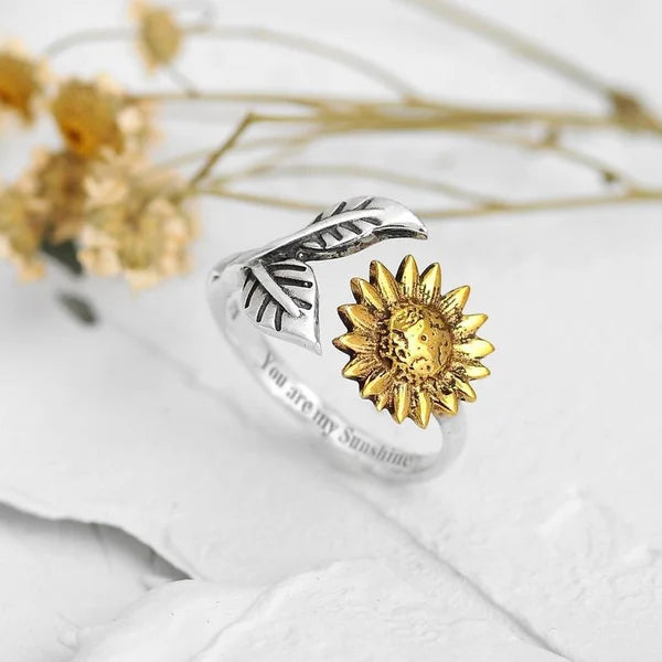 Anillo ajustable de girasol dorado