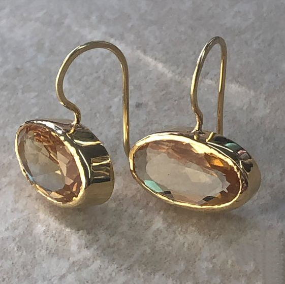 Pendientes vintage de cristal en oro.